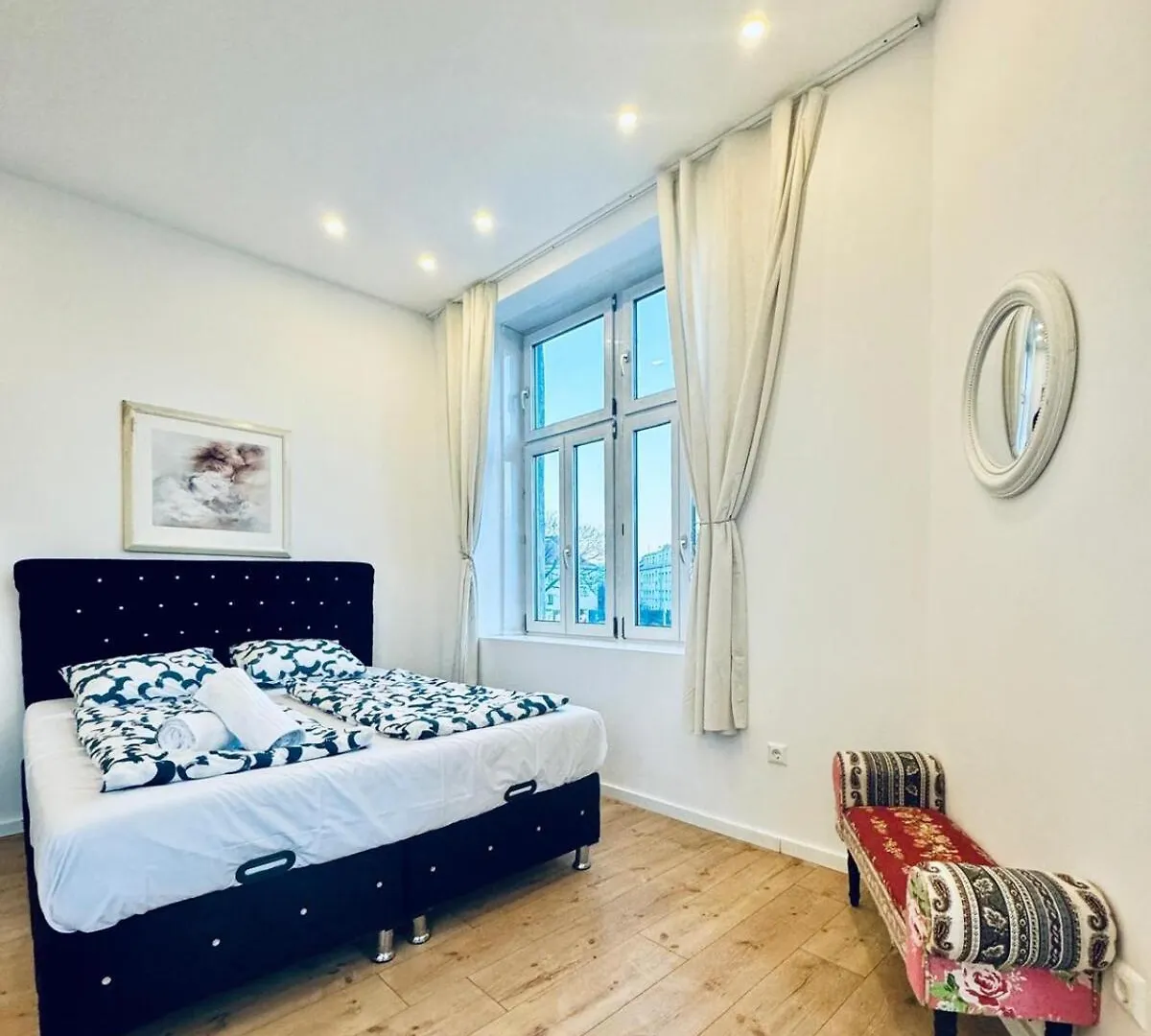 3Br Apartment 10-Min To Kaufpark Alterlaa فيينا