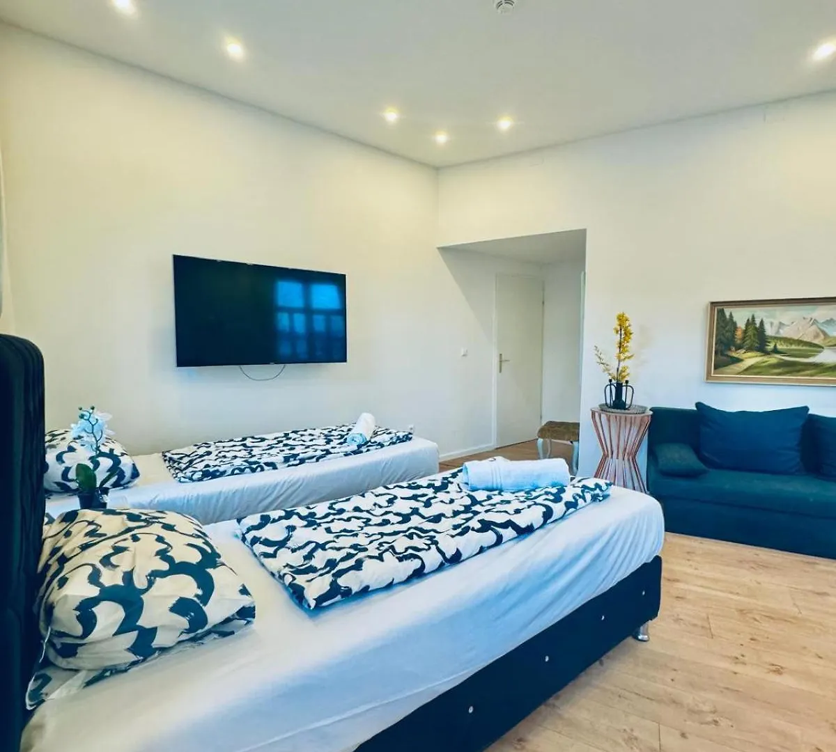 3Br Apartment 10-Min To Kaufpark Alterlaa Vienna