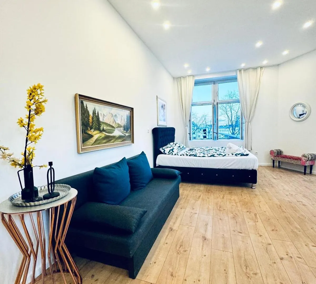 3Br Apartment 10-Min To Kaufpark Alterlaa Vienna