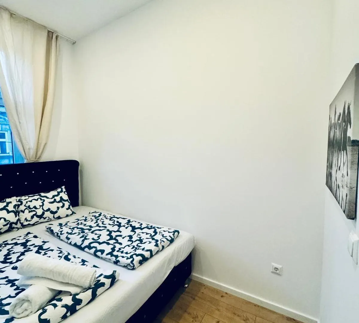 3Br Apartment 10-Min To Kaufpark Alterlaa Vienna