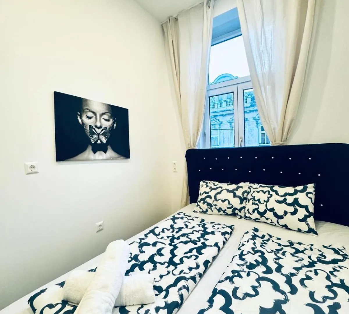 3Br Apartment 10-Min To Kaufpark Alterlaa Vienna