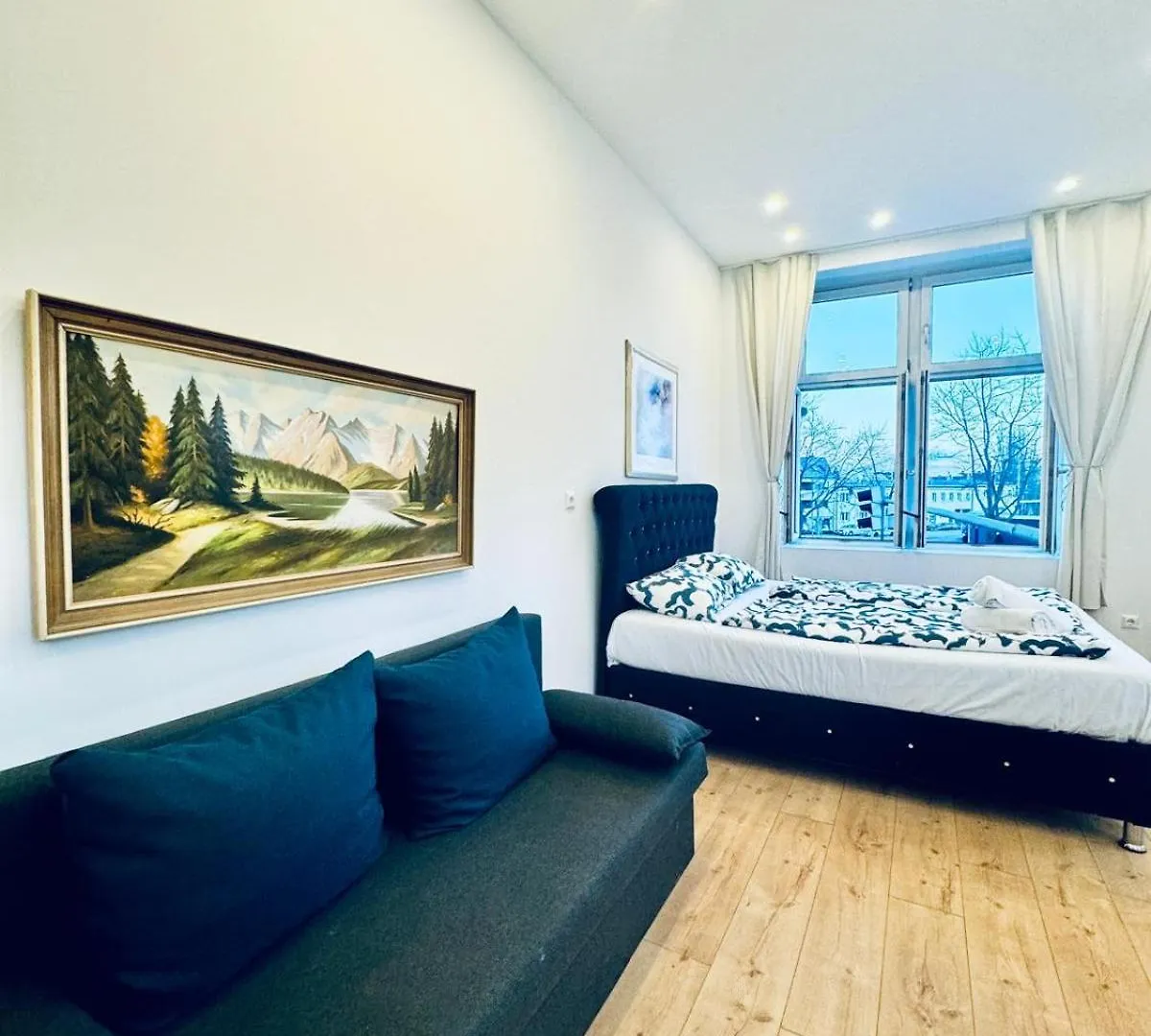 3Br Apartment 10-Min To Kaufpark Alterlaa Vienna