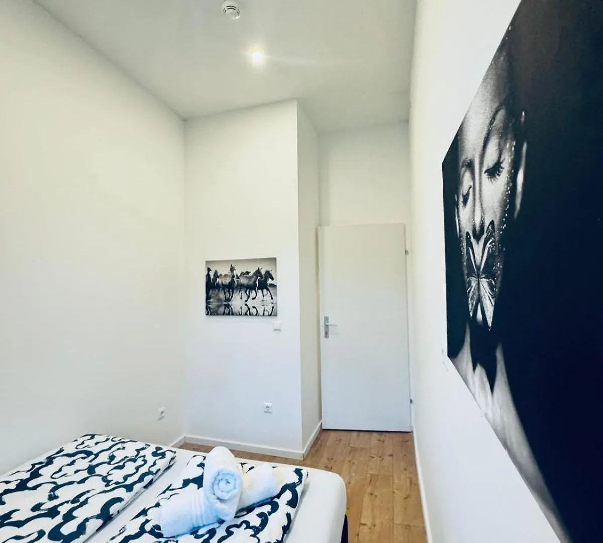 3Br Apartment 10-Min To Kaufpark Alterlaa Vienna