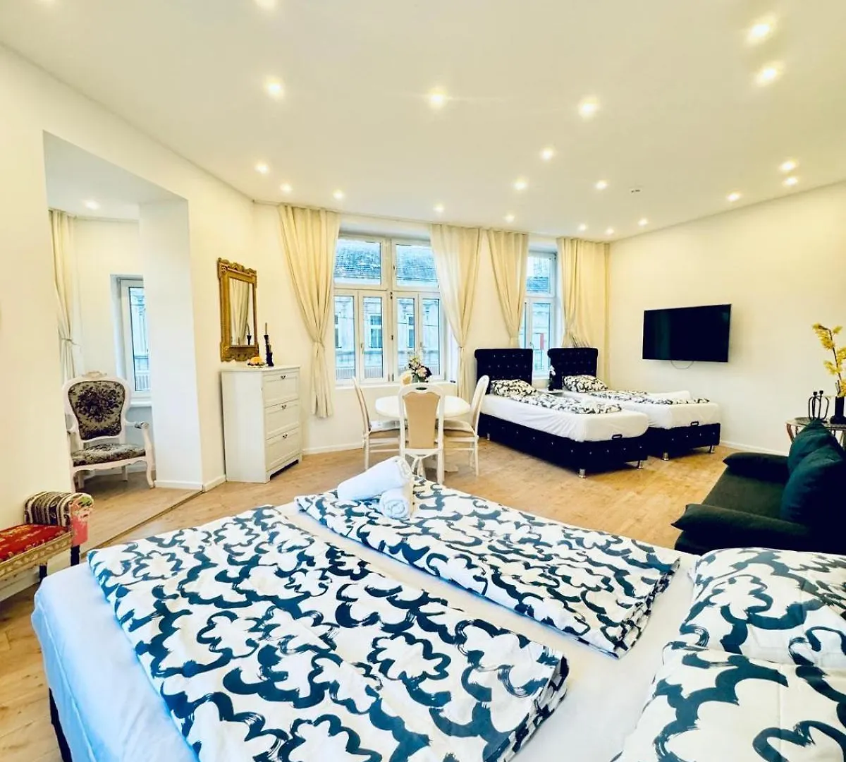 3Br Apartment 10-Min To Kaufpark Alterlaa Vienna